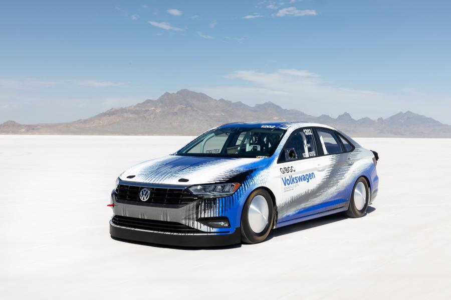  Volkswagen Jetta Bonneville Racer 2018 года  (фото 23 из 36)